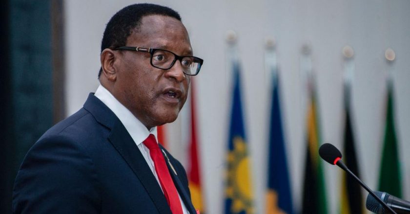 Malawi : le président Chakwera dissout tout son gouvernement, la raison