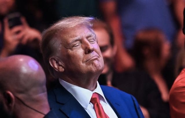 Scandale : Trump accuse Macron de "lécher le cul" de Xi Jinping (vidéo)