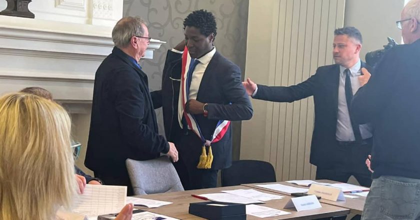 Qui est Kwami Agbegna, le natif du Togo élu maire en France ?
