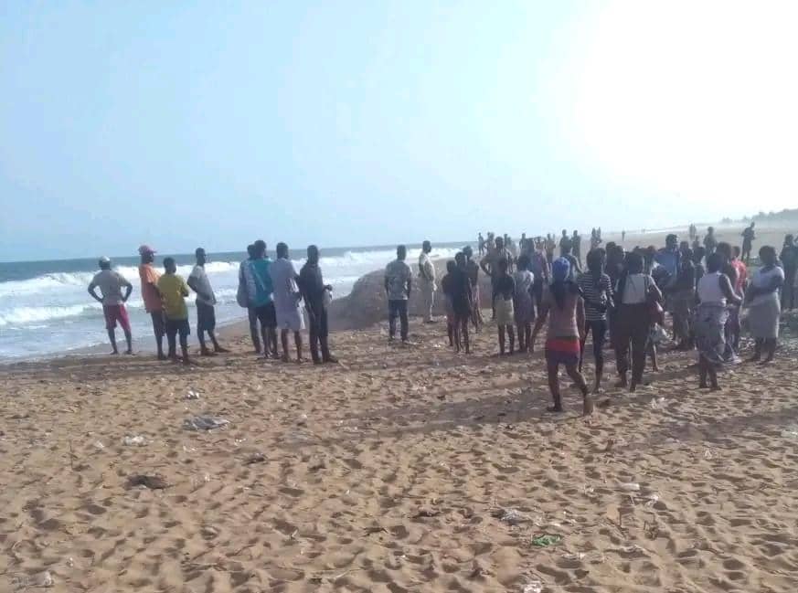 Drame : les corps sans vie de 4 ados retrouvés à la plage de Palm Beach