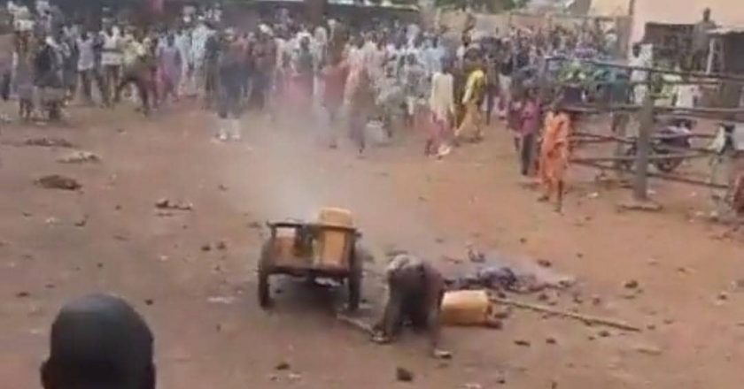 Nigeria : un homme lynché à mort pour blasphème (vidéo choc)