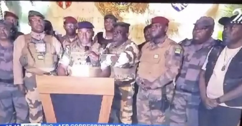 Coup d'État au Gabon : le pouvoir dans les mains de l'armée