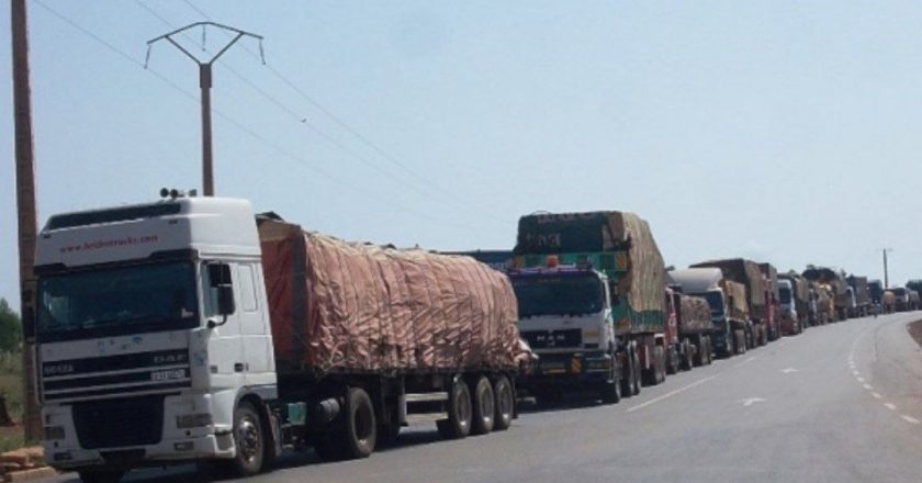 Tensions à la Frontière Togo-Burkina : les conducteurs de camions en grève
