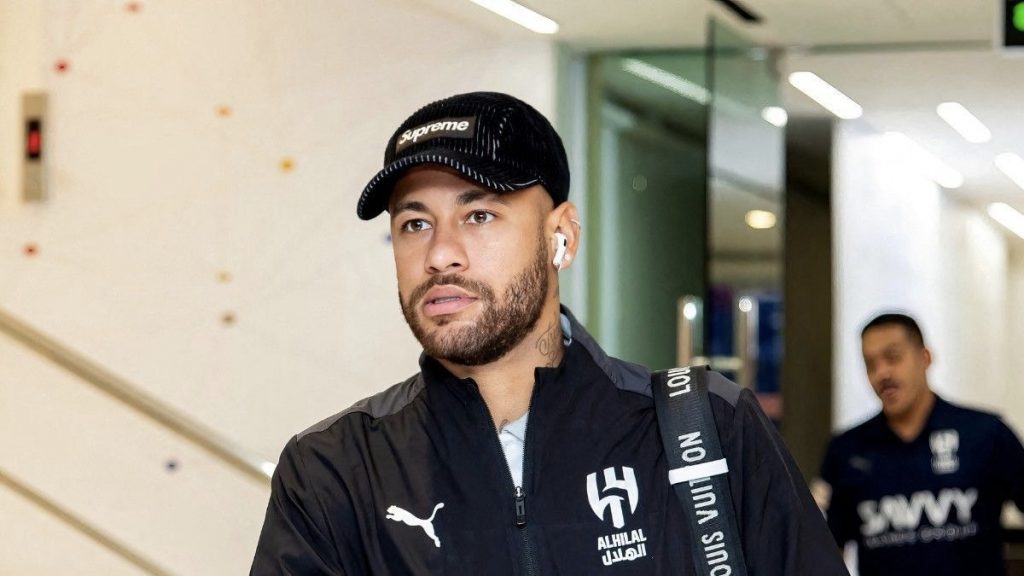 Stars : violent cambriolage chez la compagne de Neymar, plusieurs objets emportés
